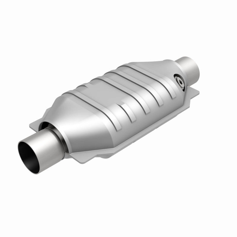 MagnaFlow Universal Catalytic Converter 2.25 W/O2 Boss