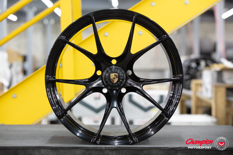Vossen X Champion RS74 20X9 / ET 44 / Gloss Black Wheel / Centerlock / 911 Turbo 991 - Front