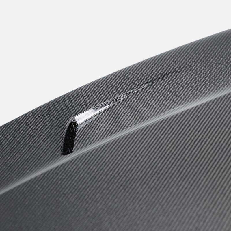 Seibon 22-23 Volkswagen Golf GTI/R TM-Style Carbon Fiber Hood