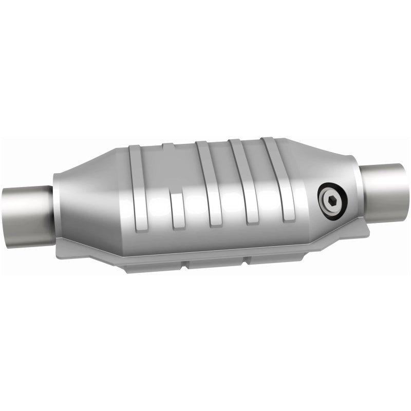 MagnaFlow Universal Catalytic Converter 2.25 W/O2 Boss