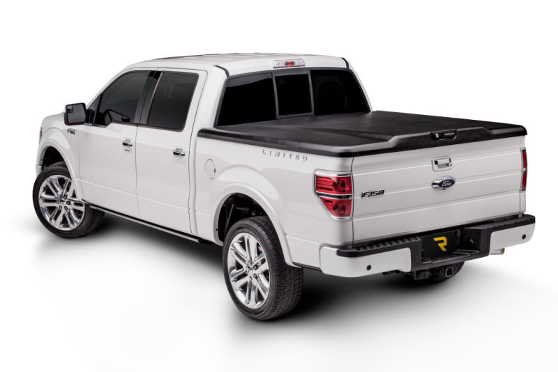 UnderCover 14-18 Chevy Silverado 1500 (19 Legacy) 6.5 ft Elite Bed Cover - Black Textured