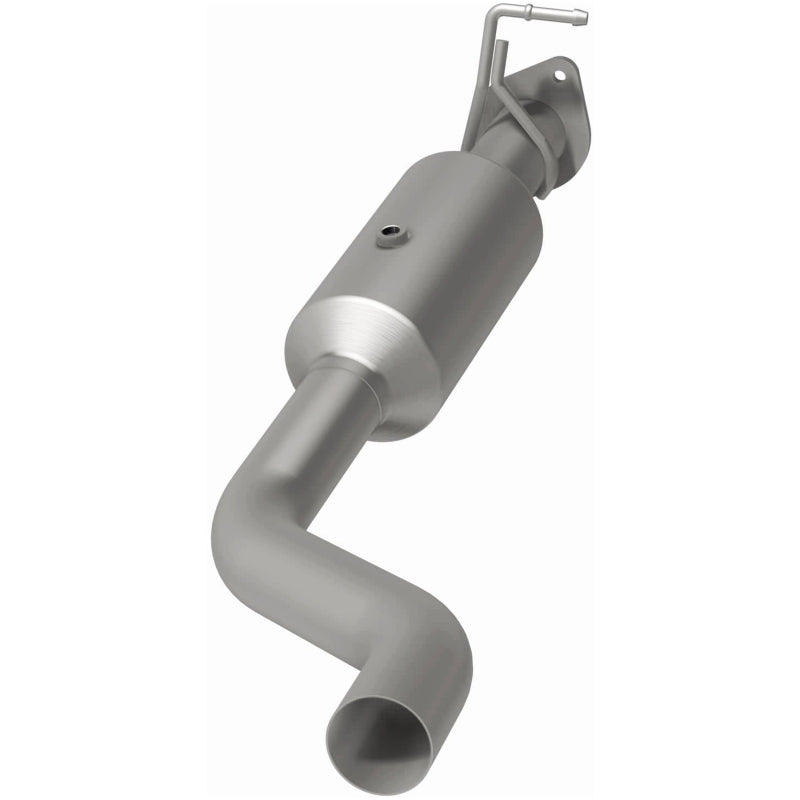 MagnaFlow 22-24 Ford F-650 V8 7.3L Underbody Direct Fit Catalytic Converter