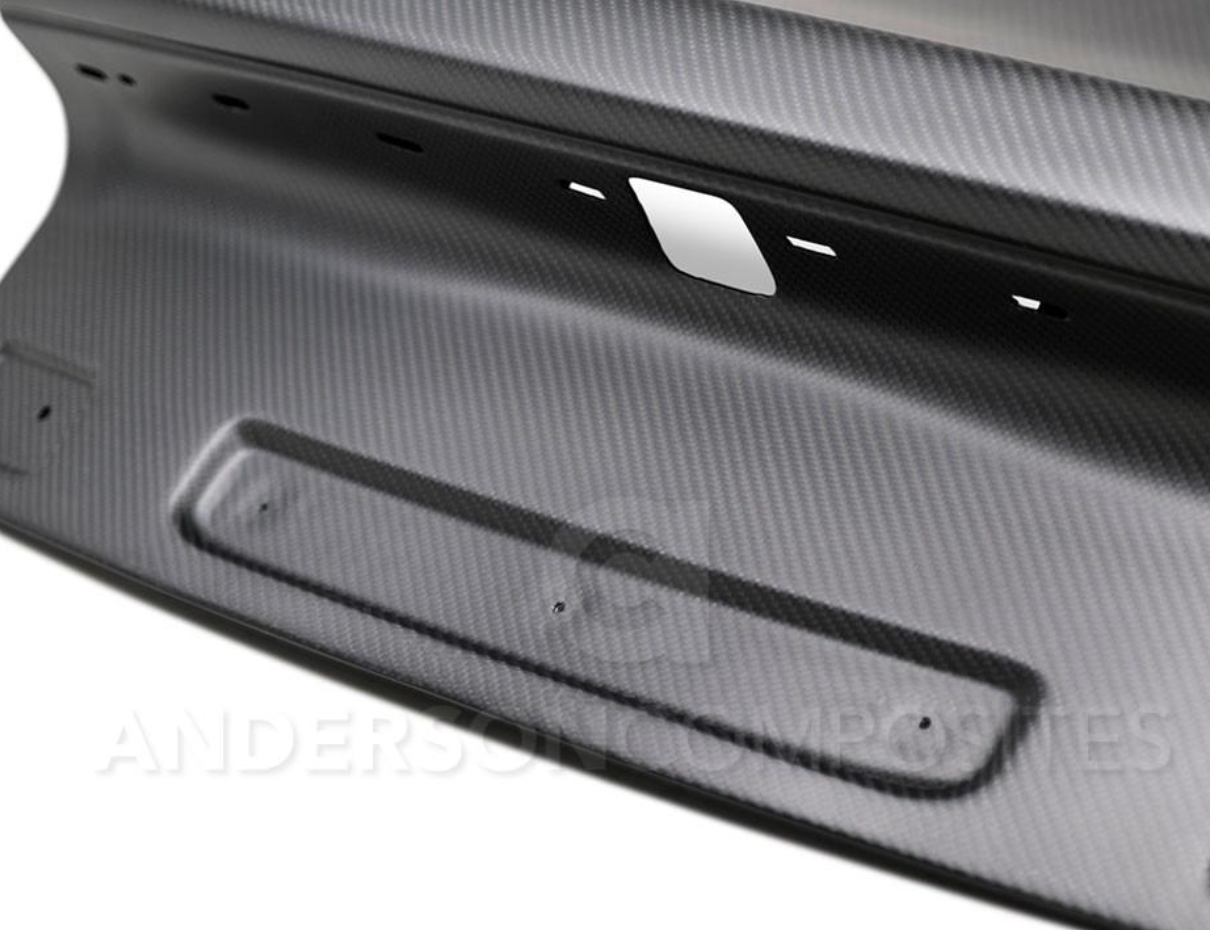 2015 - 2020 MUSTANG DRY CARBON FIBER TYPE-OE TRUNK / DECKLID