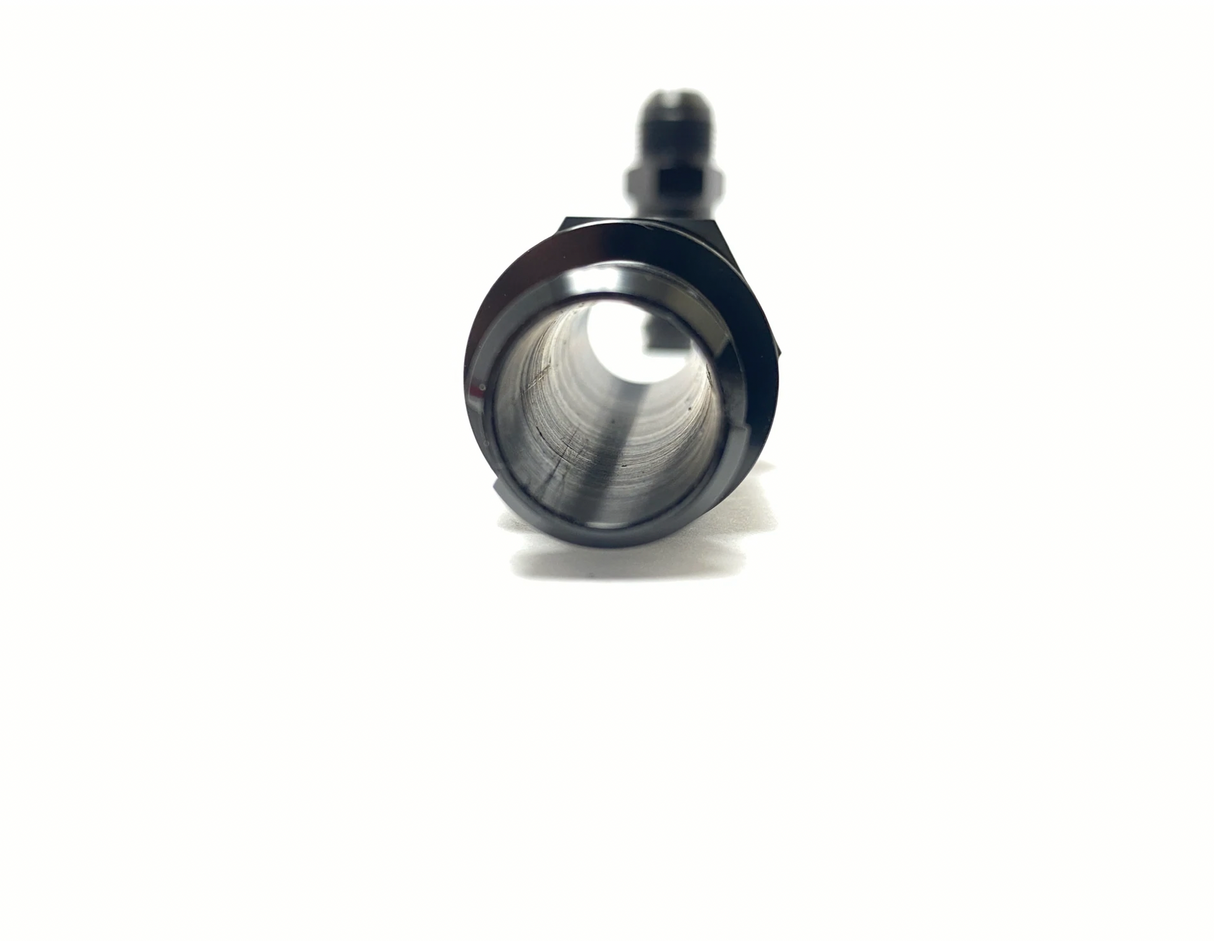 SPE MOTORSPORT 5.0L/5.2 COYOTE -12AN VALVE COVER BREATHER ADAPTER