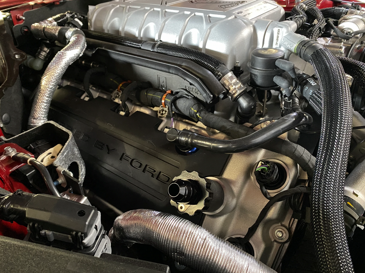 SPE MOTORSPORT BILLET SWIVEL AN OIL CAP