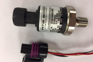 PRESSURE SENSOR WITH CONNECTOR