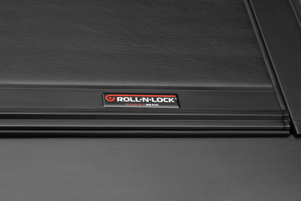 Roll-N-Lock 2019 RAM 1500 65-1/2in M-Series Retractable Tonneau Cover