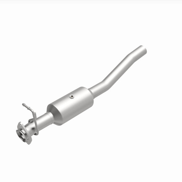 MagnaFlow 16-19 Ford F-53 V10 6.8L Underbody Direct-Fit Catalytic Converter