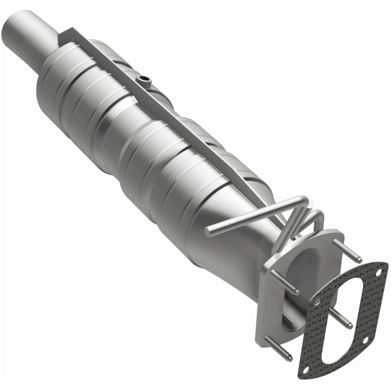 MagnaFlow 09-19 Ford F53 V10 6.8L Underbody 6.8L Direct Fit Catalytic Converter