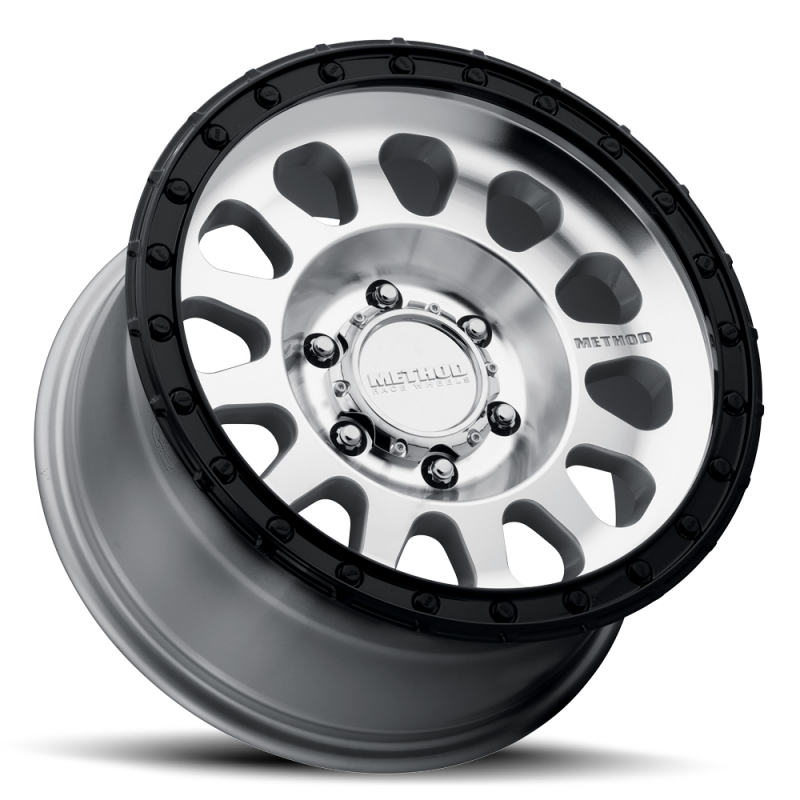 Method MR315 17x8.5 0mm Offset 5x5 BP 71.50mm CB Machined Wheel - Gloss Black Lip