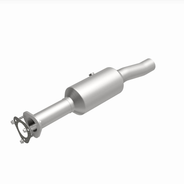 MagnaFlow 16-19 Ford E-450 Super Duty Base V10 6.8L Underbody Direct-Fit Catalytic Converter