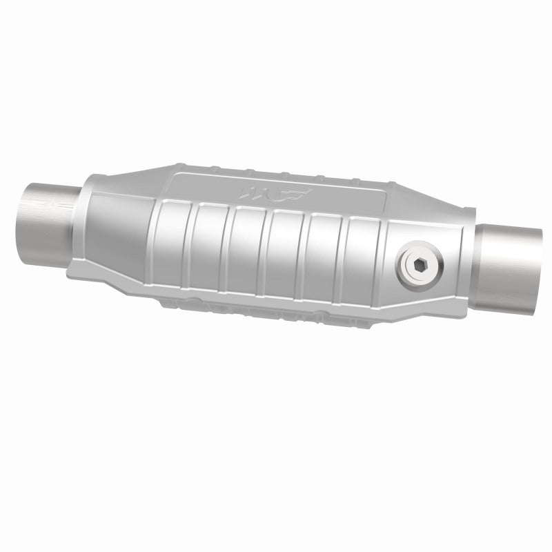 MagnaFlow Universal Catalytic Converter 3in In/Out Center/Center Oval w/ 02 Sensor