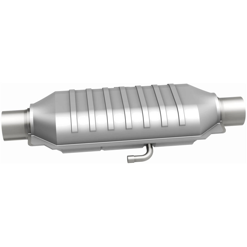 MagnaFlow Universal Catalytic Converter 2Air 19.5X7X4 2.25X2.25