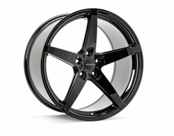 Velgen Wheels Classic5 V2 Wheel Gloss Black 20x10 5x114.3 Bolt, 34 Offset, 70.5 Bore (2015-2024 Mustang / 2020-2022 Explorer ST) - VFC52010GB1143470.5