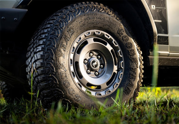 Ford Racing 21-23 Bronco Everglades Wheel Kit - Carbonized Gray